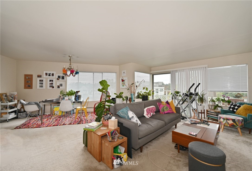 5014 44th, Seattle, Washington 98105, ,Land,For Sale,Windermere Circle,44th,NWM1844999