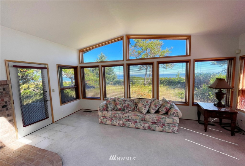 720 Bay, Ocean Shores, Washington 98569, 3 Bedrooms Bedrooms, ,2 BathroomsBathrooms,Residential,For Sale,21,Bay,NWM1845013