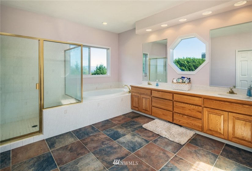127 Glacier Peak, Camano Island, Washington 98282, 3 Bedrooms Bedrooms, ,2 BathroomsBathrooms,Residential,For Sale,Camano Hills PRD, div.1,Glacier Peak,NWM1844750