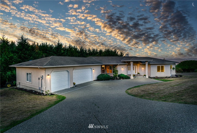 127 Glacier Peak, Camano Island, Washington 98282, 3 Bedrooms Bedrooms, ,2 BathroomsBathrooms,Residential,For Sale,Camano Hills PRD, div.1,Glacier Peak,NWM1844750