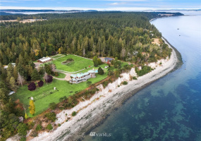 880 Schwartz, Nordland, Washington 98358, 4 Bedrooms Bedrooms, ,4 BathroomsBathrooms,Residential,For Sale,Schwartz,NWM1833007