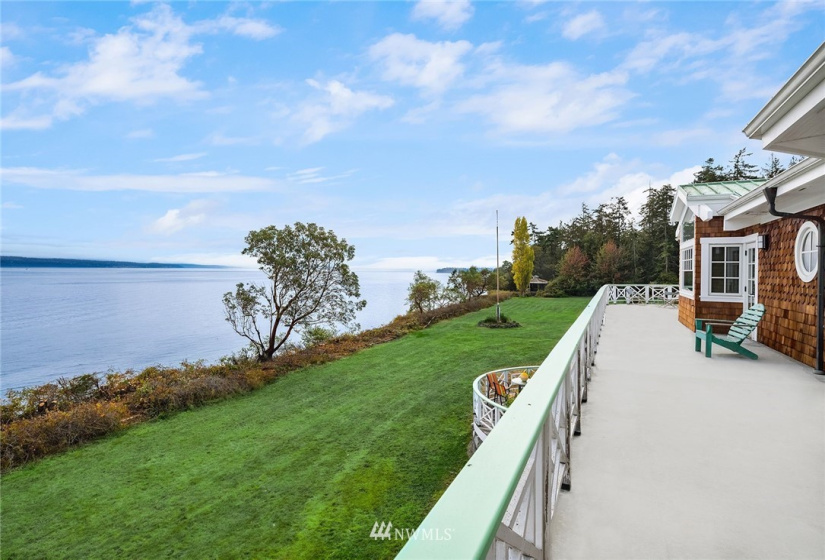 880 Schwartz, Nordland, Washington 98358, 4 Bedrooms Bedrooms, ,4 BathroomsBathrooms,Residential,For Sale,Schwartz,NWM1833007