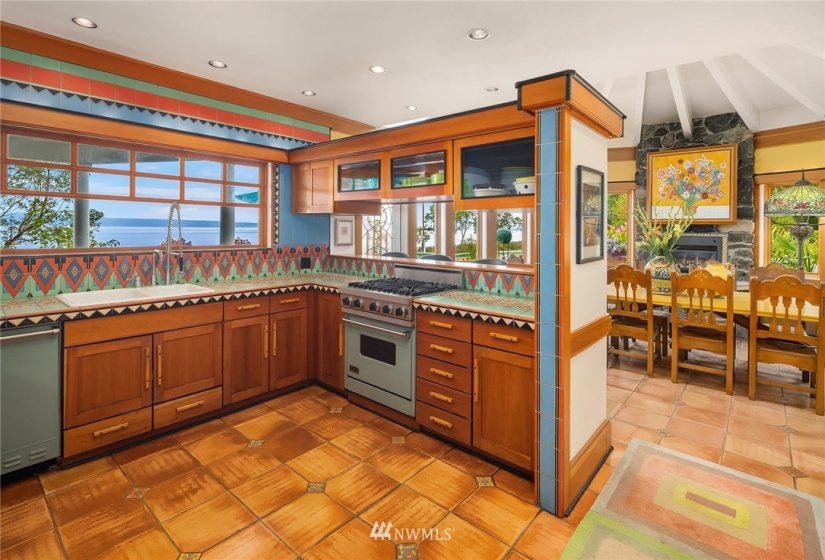 880 Schwartz, Nordland, Washington 98358, 4 Bedrooms Bedrooms, ,4 BathroomsBathrooms,Residential,For Sale,Schwartz,NWM1833007