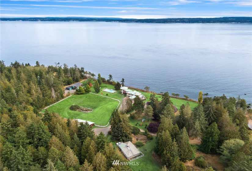 880 Schwartz, Nordland, Washington 98358, 4 Bedrooms Bedrooms, ,4 BathroomsBathrooms,Residential,For Sale,Schwartz,NWM1833007