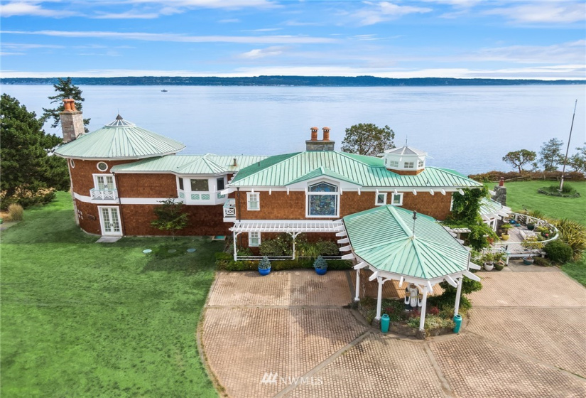 880 Schwartz, Nordland, Washington 98358, 4 Bedrooms Bedrooms, ,4 BathroomsBathrooms,Residential,For Sale,Schwartz,NWM1833007