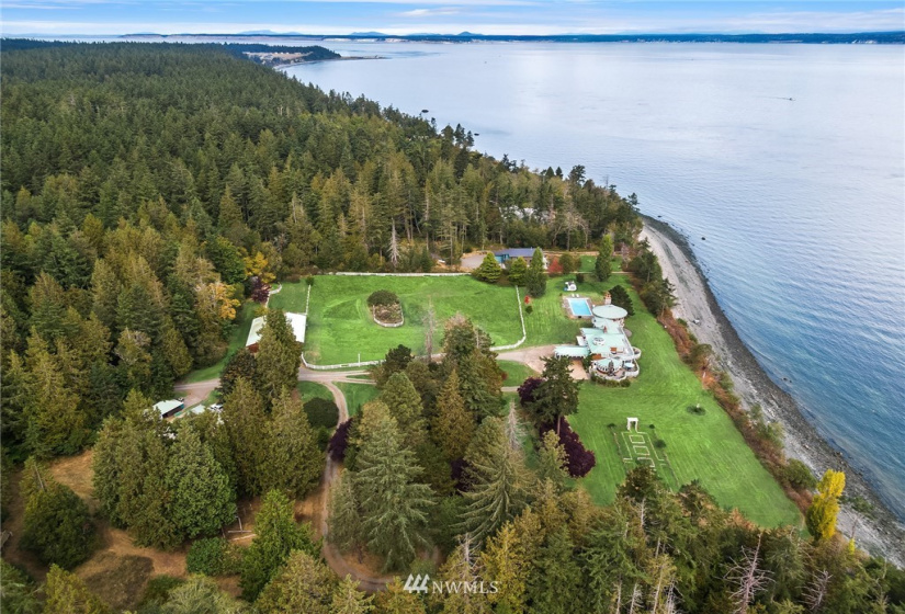 880 Schwartz, Nordland, Washington 98358, 4 Bedrooms Bedrooms, ,4 BathroomsBathrooms,Residential,For Sale,Schwartz,NWM1833007