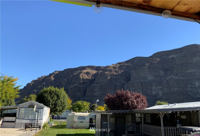 8818 Crescent Bar, Quincy, Washington 98848, 2 Bedrooms Bedrooms, ,1 BathroomBathrooms,Residential,For Sale,Crescent Bar,NWM1845179