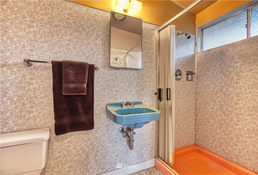 103 Bay View, Point Roberts, Washington 98281, 2 Bedrooms Bedrooms, ,Residential,For Sale,Maple Beach,Bay View,NWM1845446