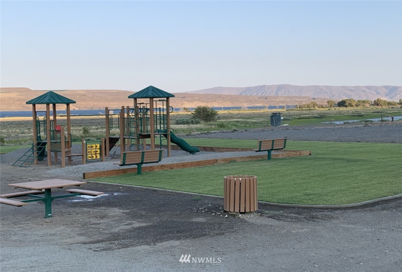 360 Vantage Bay Loop, Vantage, Washington 98950, ,Land,For Sale,Vantage Bay,Vantage Bay Loop,NWM1845553