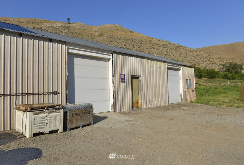 1474 Highway 153, Methow, Washington 98846, ,Commercial Sale,For Sale,Highway 153,NWM1838912