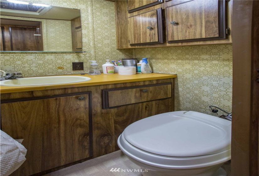 101 3 Sunset, Deming, Washington 98244, 2 Bedrooms Bedrooms, ,Residential,For Sale,Glen at Maple Falls,Sunset,NWM1845740