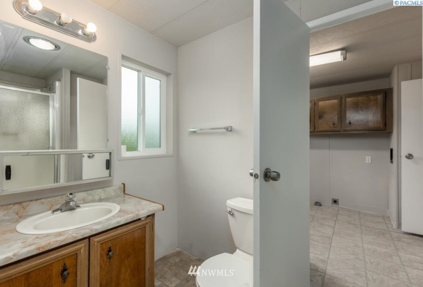312 Columbia Center Blvd, Kennewick, Washington 99336, 3 Bedrooms Bedrooms, ,1 BathroomBathrooms,Residential,For Sale,Columbia Center Blvd,NWM1845665