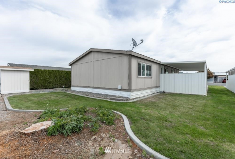 312 Columbia Center Blvd, Kennewick, Washington 99336, 3 Bedrooms Bedrooms, ,1 BathroomBathrooms,Residential,For Sale,Columbia Center Blvd,NWM1845665