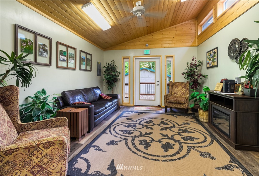 53 Wilderness, Deming, Washington 98244, 1 Bedroom Bedrooms, ,1 BathroomBathrooms,Manufactured In Park,For Sale,Wilderness,NWM1845067