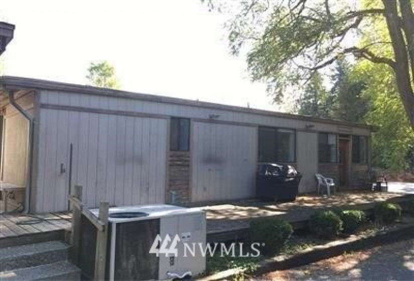 18306 128th, Renton, Washington 98059, 2 Bedrooms Bedrooms, ,1 BathroomBathrooms,Residential,For Sale,128th,NWM1846162