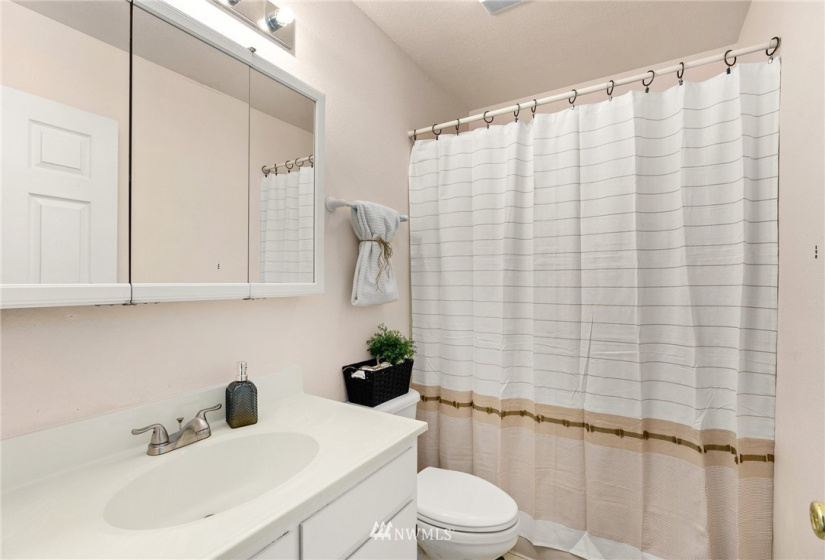 500 First, Toledo, Washington 98591, 3 Bedrooms Bedrooms, ,2 BathroomsBathrooms,Residential,For Sale,First,NWM1846221