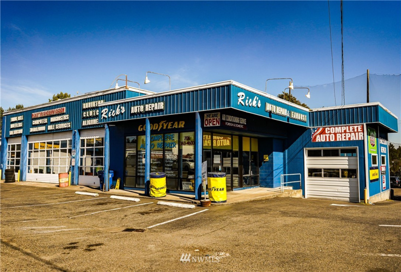 12200 Aurora, Seattle, Washington 98133, ,Commercial Sale,For Sale,Aurora,NWM1844955