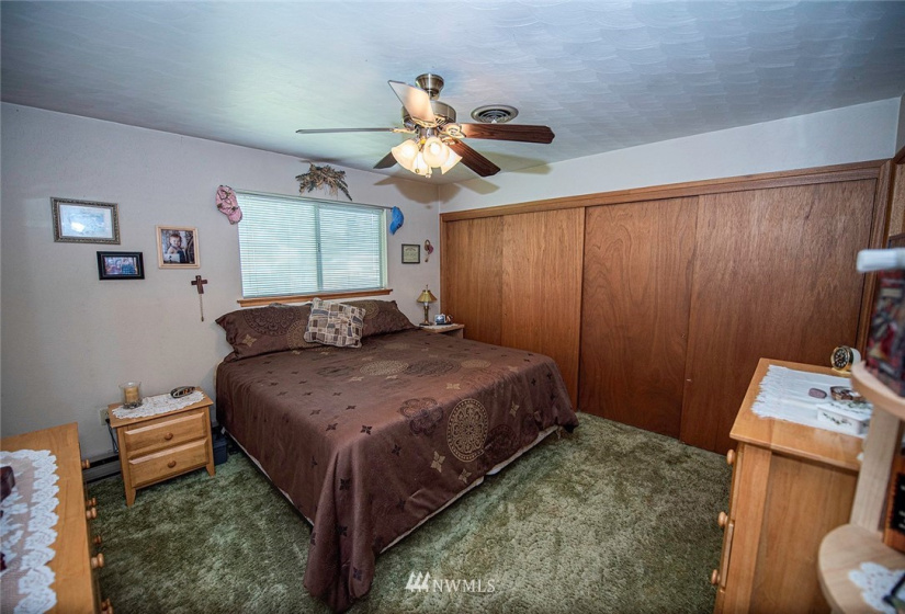 517 Holly, Walla Walla, Washington 99362, 4 Bedrooms Bedrooms, ,2 BathroomsBathrooms,Residential,For Sale,Holly,NWM1846372