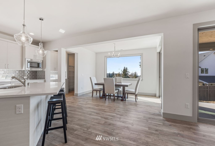 2828 25th, Puyallup, Washington 98374, 5 Bedrooms Bedrooms, ,2 BathroomsBathrooms,Residential,For Sale,Sully's Glen,25th,NWM1845469