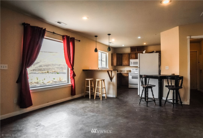 6729 Sudbury, Walla Walla, Washington 99362, 2 Bedrooms Bedrooms, ,1 BathroomBathrooms,Residential,For Sale,Sudbury,NWM1846129