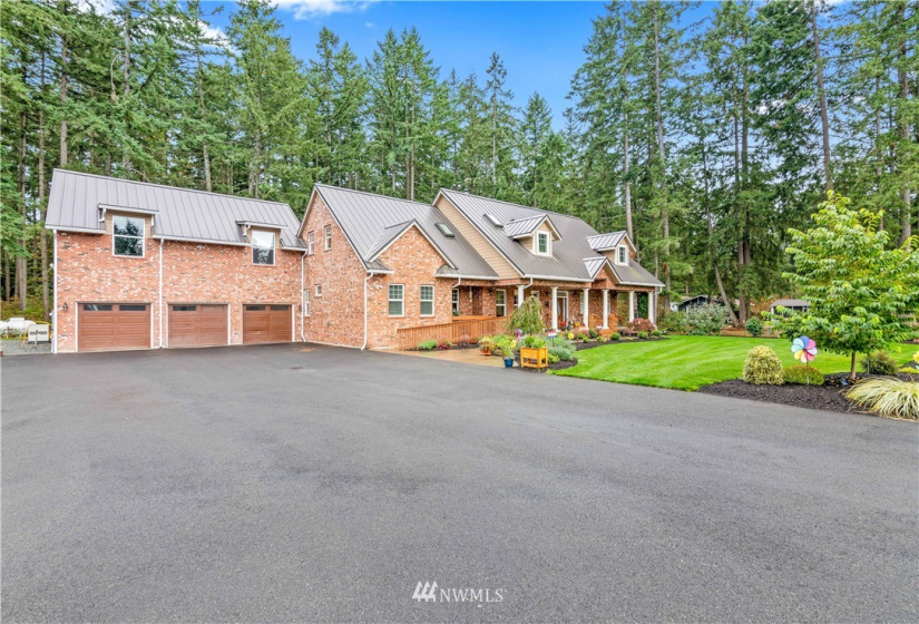 20515 63rd, Spanaway, Washington 98387, 6 Bedrooms Bedrooms, ,1 BathroomBathrooms,Residential,For Sale,63rd,NWM1846325