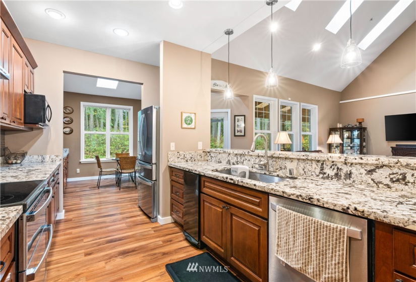 20515 63rd, Spanaway, Washington 98387, 6 Bedrooms Bedrooms, ,1 BathroomBathrooms,Residential,For Sale,63rd,NWM1846325