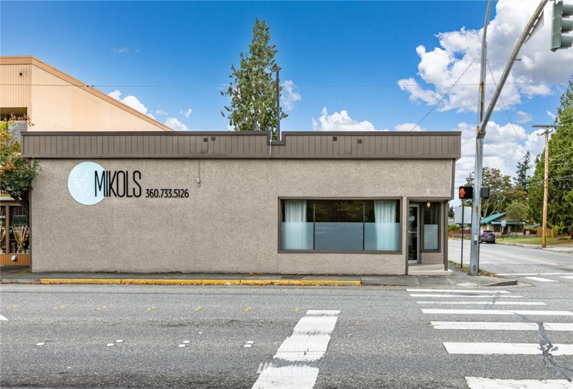 2833 Meridian, Bellingham, Washington 98225, ,Commercial Sale,For Sale,Meridian,NWM1846163