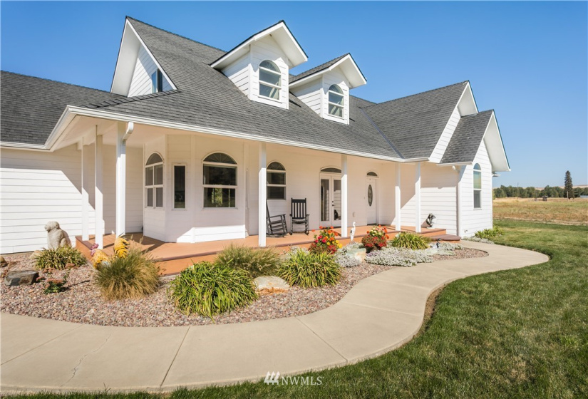 105 Blue Crane, Dayton, Washington 99328, 4 Bedrooms Bedrooms, ,3 BathroomsBathrooms,Farm,For Sale,Blue Crane,NWM1846522