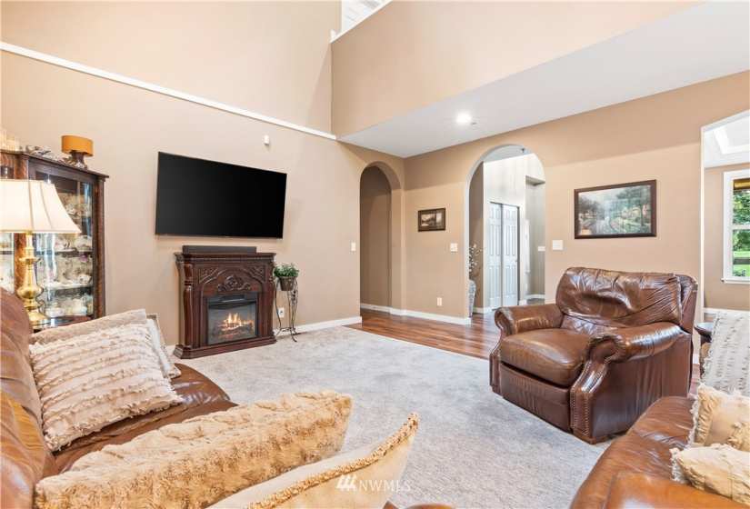20515 63rd, Spanaway, Washington 98387, 6 Bedrooms Bedrooms, ,1 BathroomBathrooms,Residential,For Sale,63rd,NWM1846825