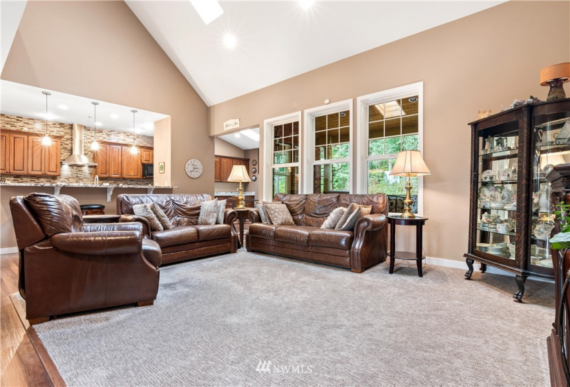20515 63rd, Spanaway, Washington 98387, 6 Bedrooms Bedrooms, ,1 BathroomBathrooms,Residential,For Sale,63rd,NWM1846825