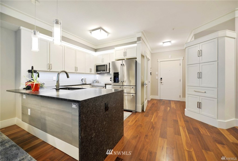 1501 Tacoma, Tacoma, Washington 98402, 1 Bedroom Bedrooms, ,1 BathroomBathrooms,Residential,For Sale,Reverie at Mercato,Tacoma,NWM1845510