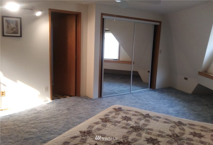 25505 US Highway 97, Pateros, Washington 98846, 5 Bedrooms Bedrooms, ,1 BathroomBathrooms,Residential,For Sale,US Highway 97,NWM1847052