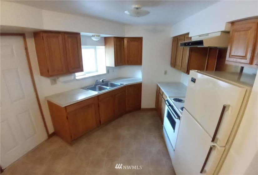 25505 US Highway 97, Pateros, Washington 98846, 5 Bedrooms Bedrooms, ,1 BathroomBathrooms,Residential,For Sale,US Highway 97,NWM1847052