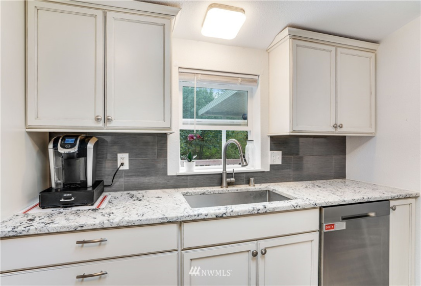 41705 109th, Eatonville, Washington 98328, 3 Bedrooms Bedrooms, ,2 BathroomsBathrooms,Manufactured In Park,For Sale,109th,NWM1845311