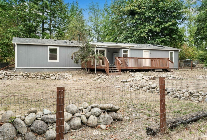 41705 109th, Eatonville, Washington 98328, 3 Bedrooms Bedrooms, ,2 BathroomsBathrooms,Manufactured In Park,For Sale,109th,NWM1845311