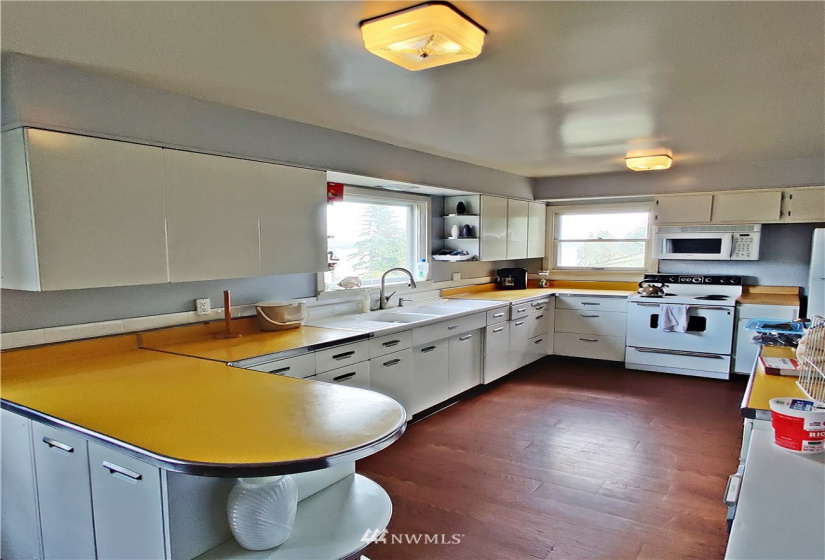 5273 Drayton Harbor, Blaine, Washington 98230, 3 Bedrooms Bedrooms, ,Residential,For Sale,Drayton Harbor,NWM1843871