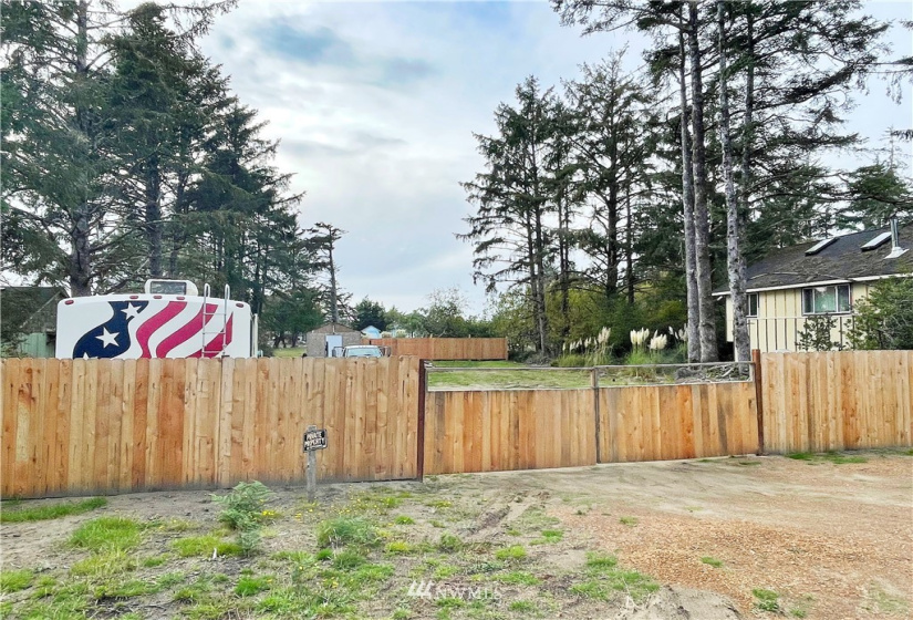 543 Dolphin, Ocean Shores, Washington 98569, ,Land,For Sale,3,Dolphin,NWM1847576