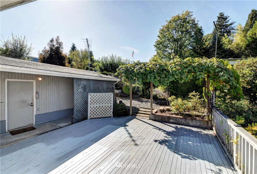 17225 119TH, Bothell, Washington 98011, 2 Bedrooms Bedrooms, ,1 BathroomBathrooms,Residential,For Sale,WOODCREST ESTATES,119TH,NWM1848004