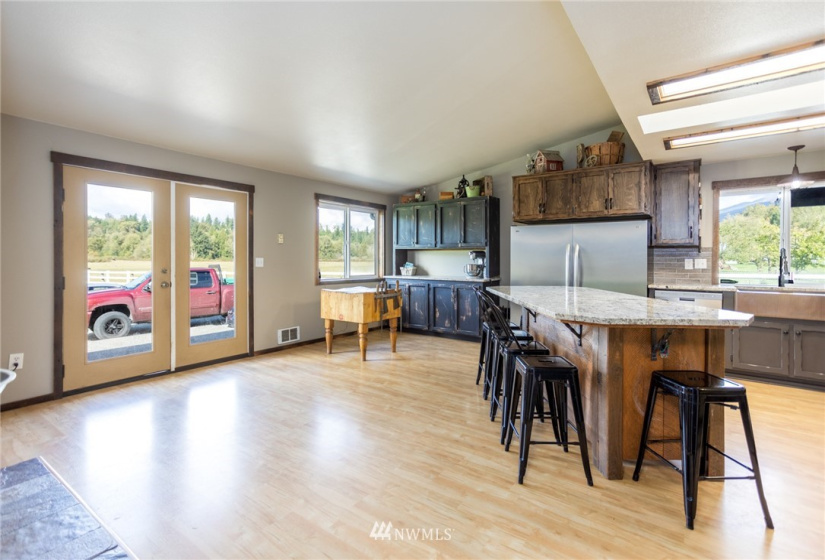 20705 Prairie Road, Sedro Woolley, Washington 98284, 4 Bedrooms Bedrooms, ,2 BathroomsBathrooms,Residential,For Sale,Prairie Road,NWM1848098