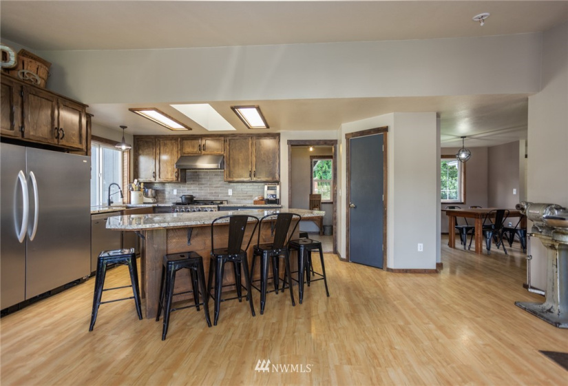 20705 Prairie Road, Sedro Woolley, Washington 98284, 4 Bedrooms Bedrooms, ,2 BathroomsBathrooms,Residential,For Sale,Prairie Road,NWM1848098