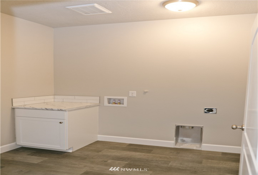 814 Q, Quincy, Washington 98848, 3 Bedrooms Bedrooms, ,2 BathroomsBathrooms,Residential,For Sale,Palos Verdes Estates,Q,NWM1848151