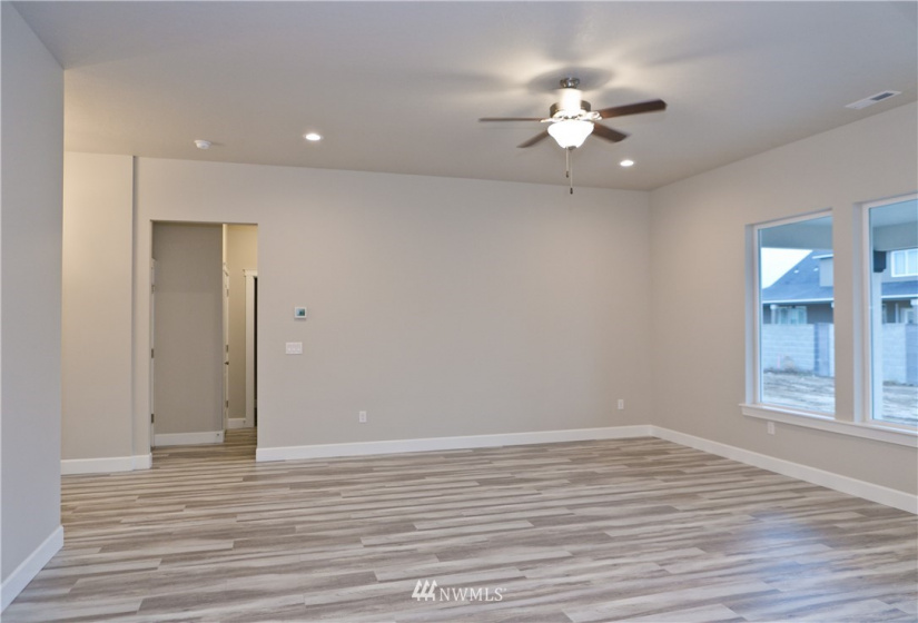 814 Q, Quincy, Washington 98848, 3 Bedrooms Bedrooms, ,2 BathroomsBathrooms,Residential,For Sale,Palos Verdes Estates,Q,NWM1848151