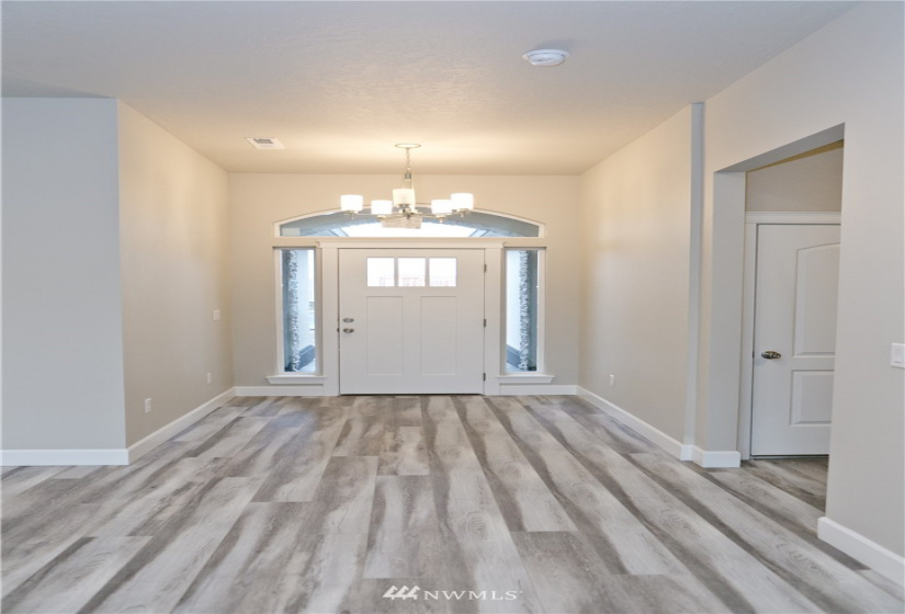 814 Q, Quincy, Washington 98848, 3 Bedrooms Bedrooms, ,2 BathroomsBathrooms,Residential,For Sale,Palos Verdes Estates,Q,NWM1848151