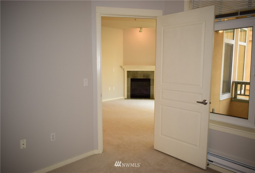 109 2nd, Kirkland, Washington 98033, 1 Bedroom Bedrooms, ,1 BathroomBathrooms,Residential Lease,For Rent,Portsmith,2nd,NWM1848174