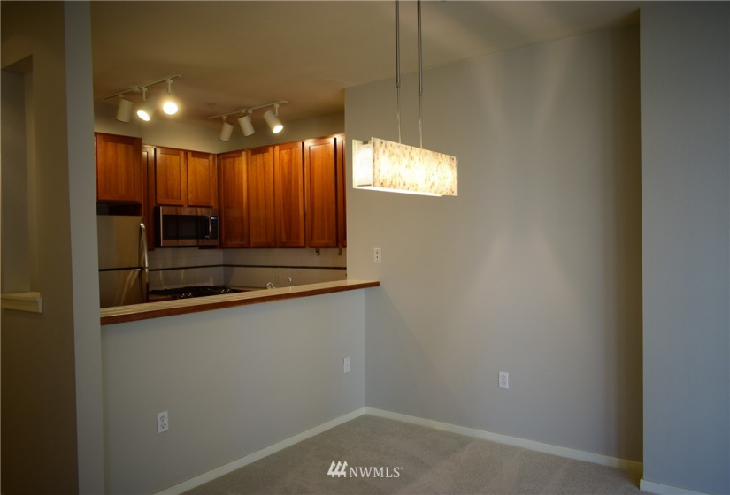 109 2nd, Kirkland, Washington 98033, 1 Bedroom Bedrooms, ,1 BathroomBathrooms,Residential Lease,For Rent,Portsmith,2nd,NWM1848174