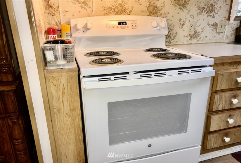 12719 112th Ave E, Puyallup, Washington 98374, 3 Bedrooms Bedrooms, ,2 BathroomsBathrooms,Manufactured In Park,For Sale,112th Ave E,NWM1848231