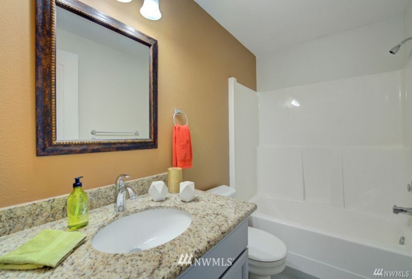 9837 Rainier, Seattle, Washington 98118, 3 Bedrooms Bedrooms, ,2 BathroomsBathrooms,Residential Lease,For Rent,Rainier,NWM1848123