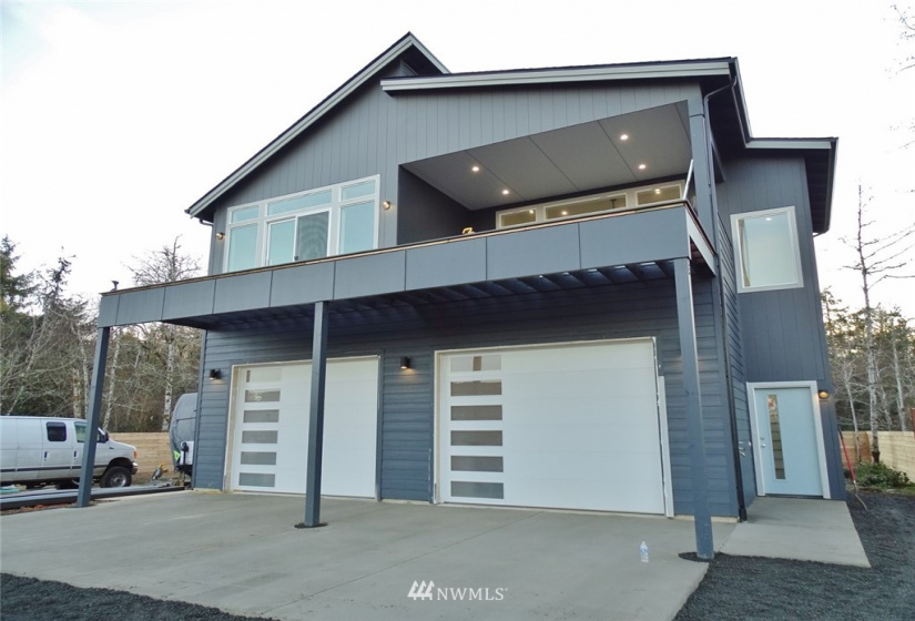 733 Bay, Ocean Shores, Washington 98569, 2 Bedrooms Bedrooms, ,1 BathroomBathrooms,Residential,For Sale,21-6-13,Bay,NWM1848259
