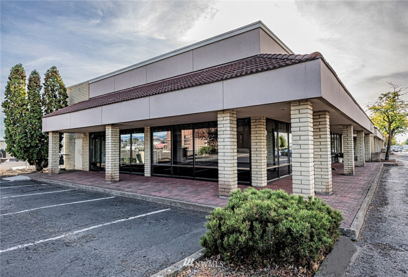 2316 Eastgate Street, Walla Walla, Washington 99362, ,Commercial Sale,For Sale,Eastgate Street,NWM1845577
