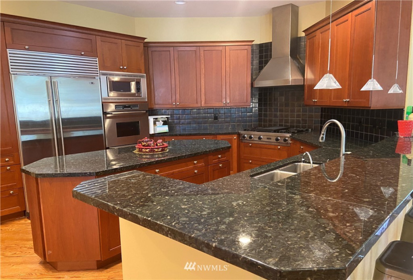 12244 337th, Carnation, Washington 98014, 4 Bedrooms Bedrooms, ,3 BathroomsBathrooms,Residential,For Sale,337th,NWM1848772